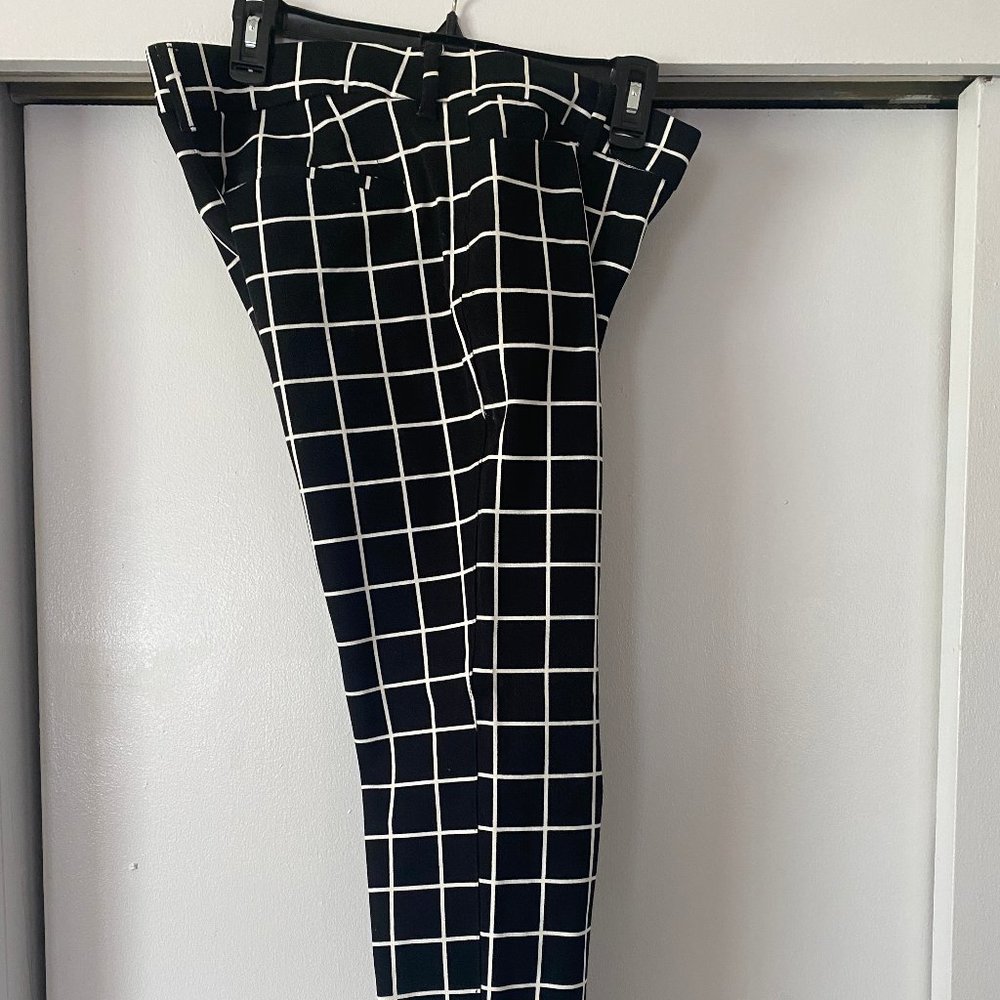 Old Navy Pixie Womens Pants Size 8